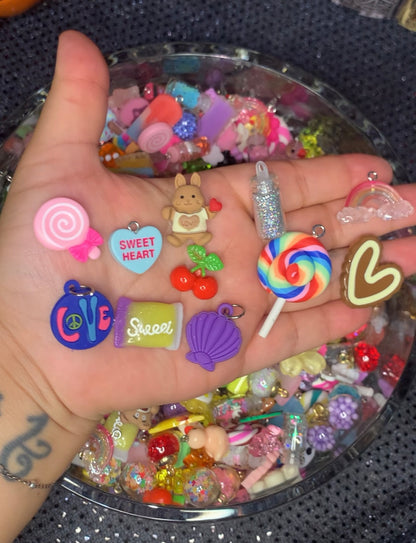 Candy land charm confetti scoop